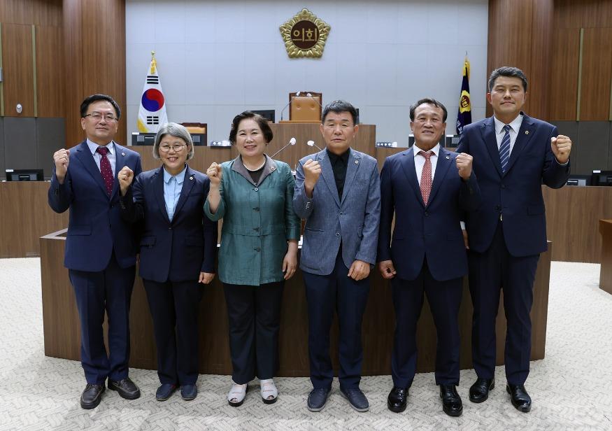 도의회_상임위원장.jpg
